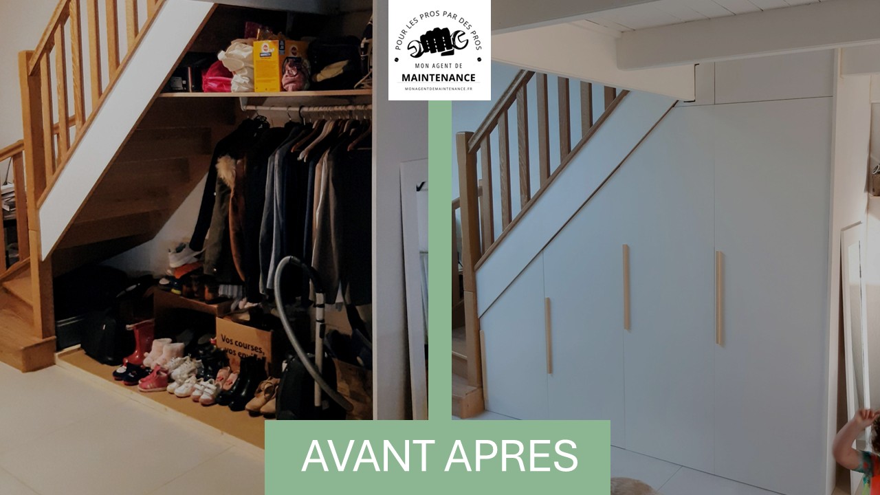Transformation d’un espace vide sous escalier en penderie sur-mesure en bois massif à Biot
